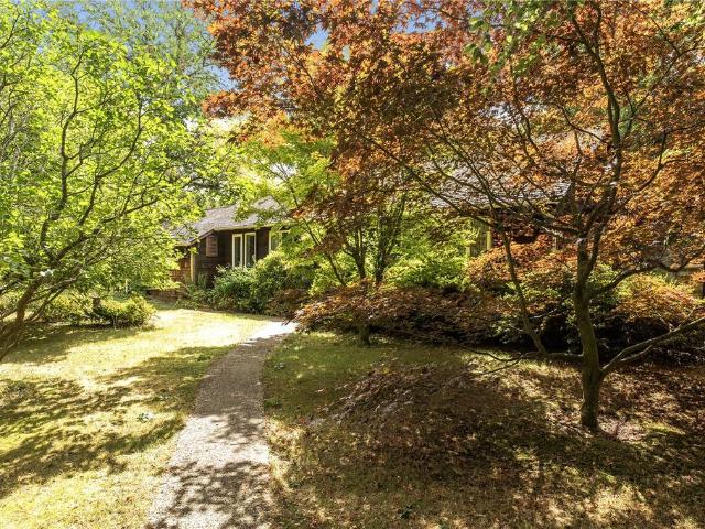 Bungalow for sale in The Butts, Kent