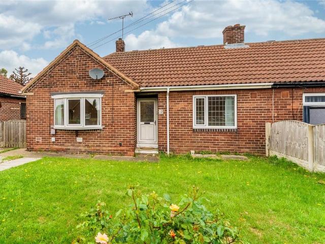Bungalow for sale in Kinsley, West Yorkshire