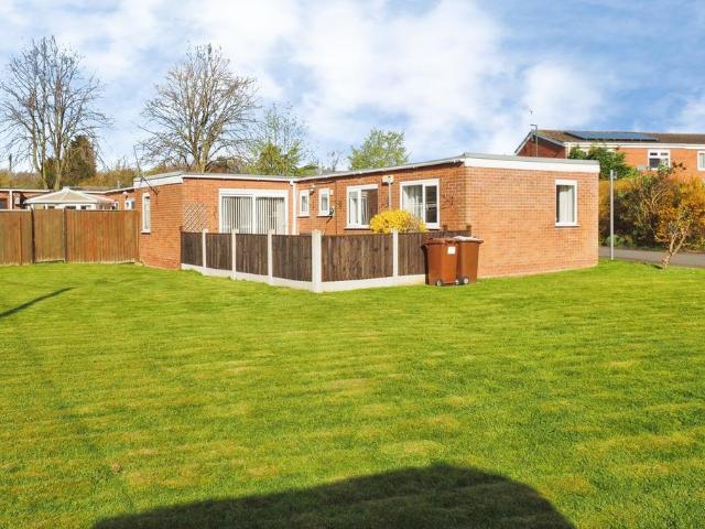 Bungalow for sale in Clifton, Haddon