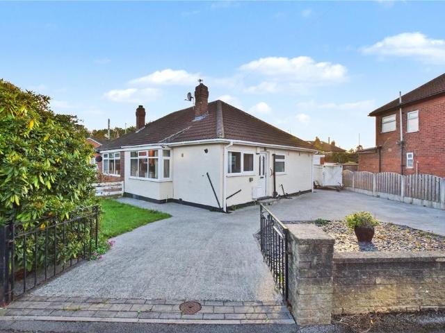 Bungalow for sale in Austhorpe, Leeds