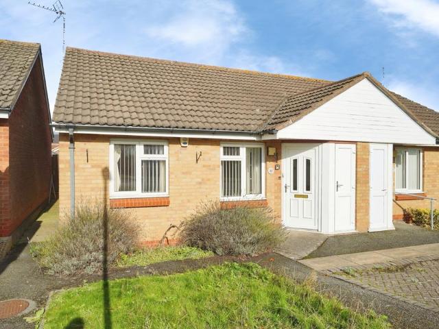 Bungalow for sale in Hugglescote, North West Leicestershire