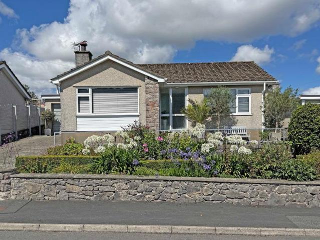 Bungalow for sale in Llanfair-Mathafarn-Eithaf, Benllech