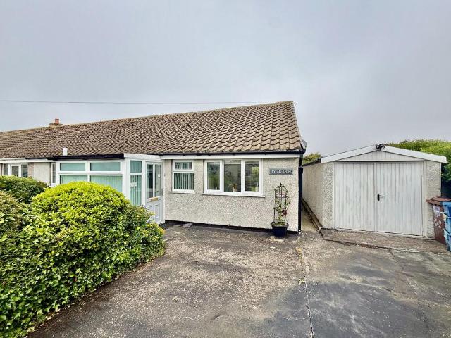 Bungalow for sale in Fairbourne, Wales