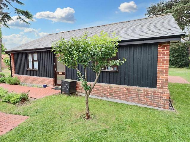 Bungalow for sale in Eastbridge, Suffolk