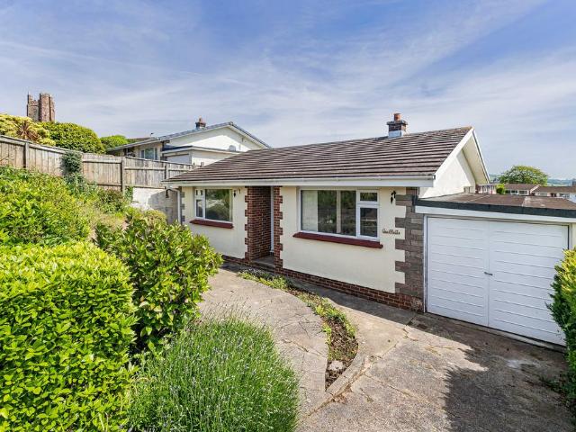 Bungalow for sale in Strode, Devon