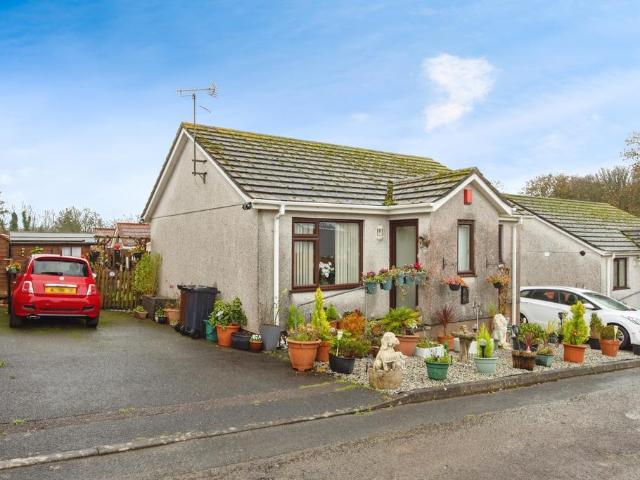 Bungalow for sale in Pentewan Valley, London Apprentice