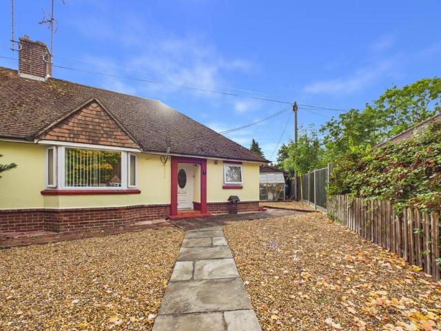 Bungalow for sale in Moulsham Green, Hart
