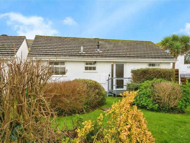Bungalow for sale in Mount Wise