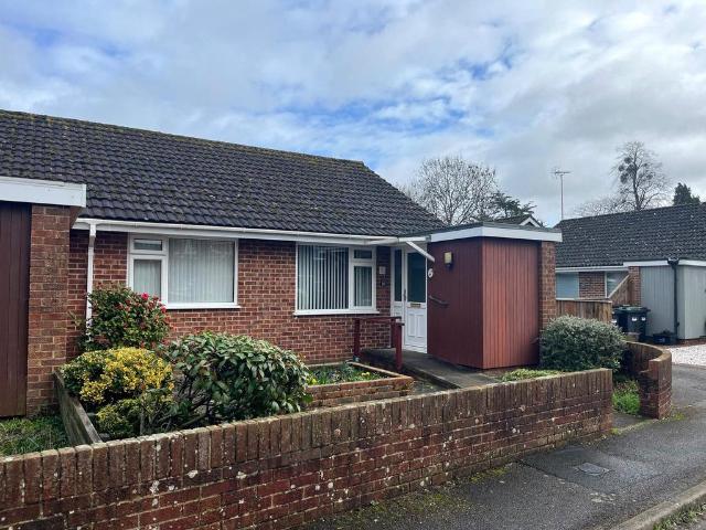 Bungalow for sale in Ringwood, Ashurst Bridge