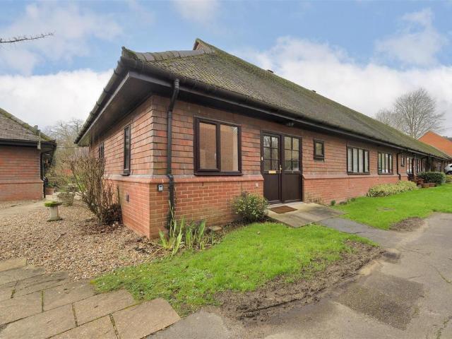 Bungalow for sale in Bourne Vale, Kent