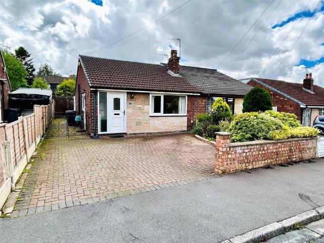 Bungalow for sale in Gregson Lane, Firbank