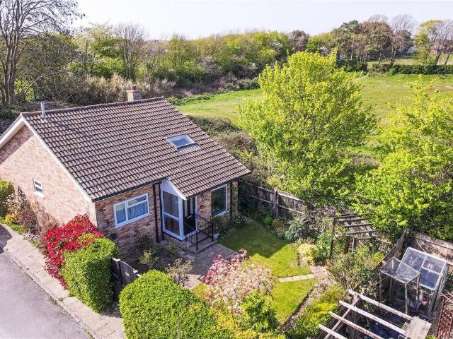 Bungalow for sale in Ashurst Bridge, Hampshire
