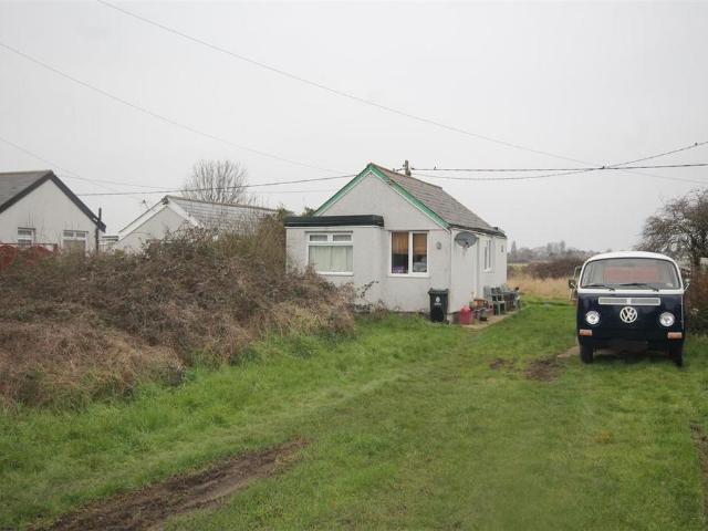 Bungalow for sale in Dale Hill, Essex