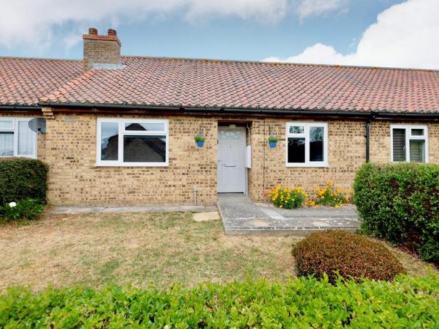 Bungalow for sale in Huntingdon, Cambridgeshire