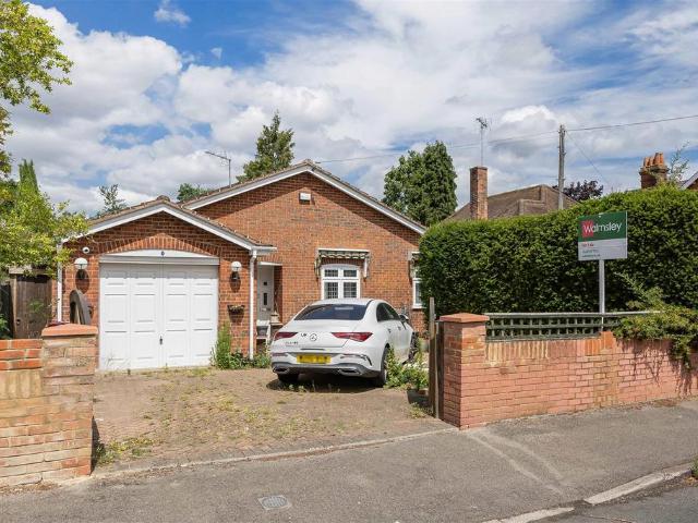 Bungalow for sale in Reading