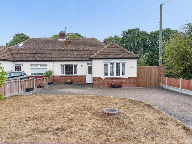 Bungalow for sale in Chatham