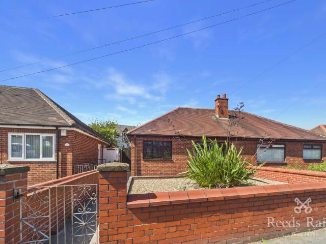 Bungalow for sale in Hawes Side, Blackpool