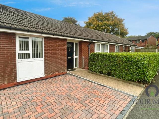 Bungalow for sale in Lady House, Burnedge