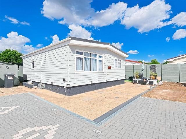 Bungalow for sale in Broad Oak, The Bridge