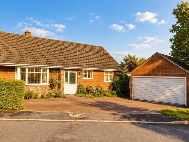 Bungalow for sale in Woodhouse Eaves, Charnwood