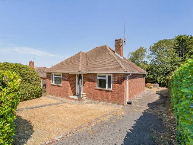 Bungalow for sale in Wrecclesham, Fole