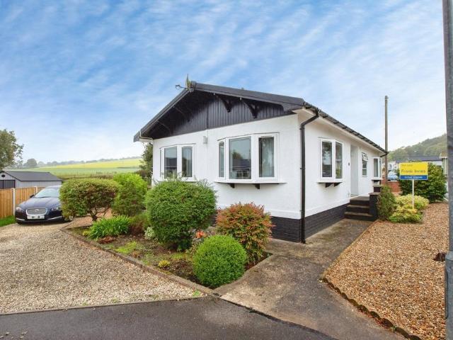 Bungalow for sale in Henmoor, North East Derbyshire