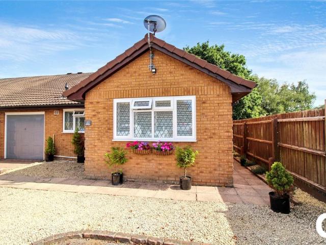Bungalow for sale in Ringwood, Ashurst Bridge