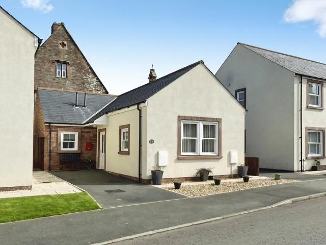 Bungalow for sale