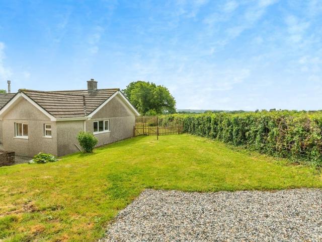 Bungalow for sale in Weir Quay, Devon