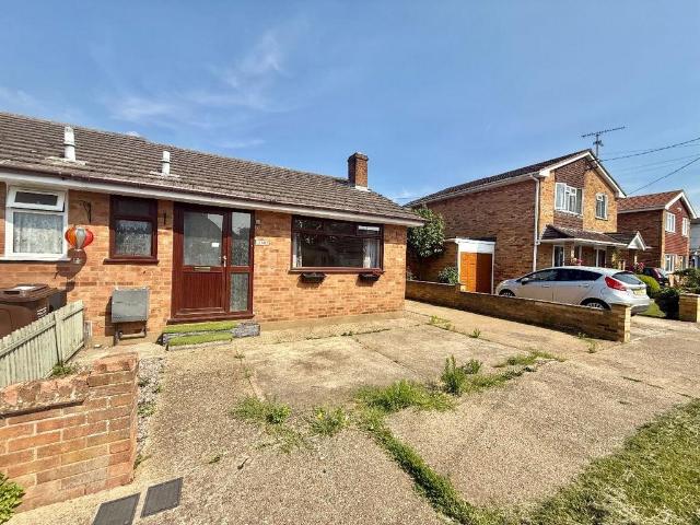 Bungalow for sale in Leigh Beck, Essex