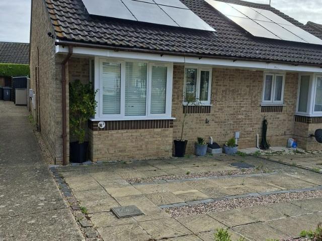 Bungalow for sale in Polegate, Cross In Hand