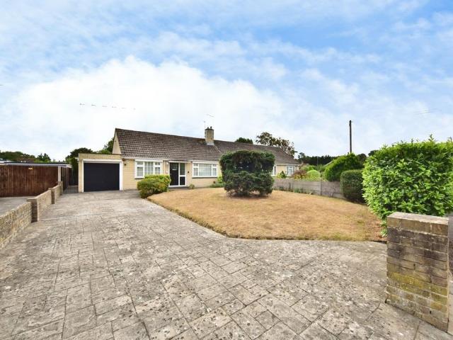 Bungalow for sale in Parkwood, Midway