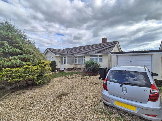 Bungalow for sale in Old Milton, New Forest