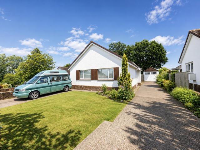 Bungalow for sale in Watergate, Devon
