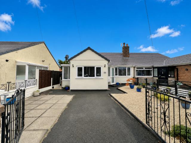 Bungalow for sale in Cabus, Lancashire