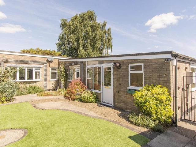 Bungalow for sale in Stanford On Avon, Leicestershire