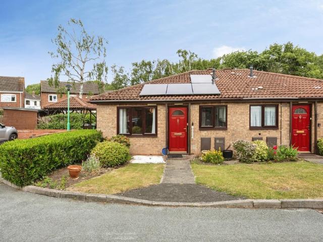 Bungalow for sale in Elmfield, Leicestershire