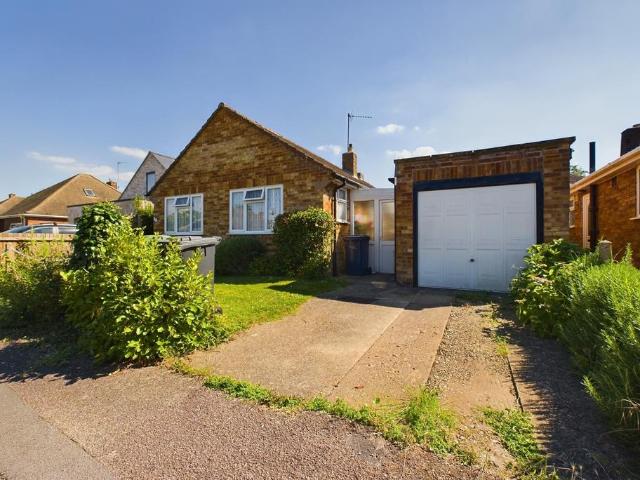 Bungalow for sale in Arbury, Cambridgeshire