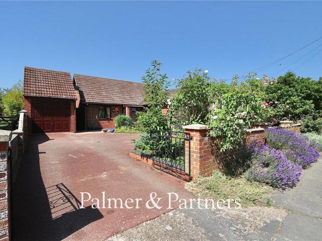 Bungalow for sale in Bedingfield, Suffolk