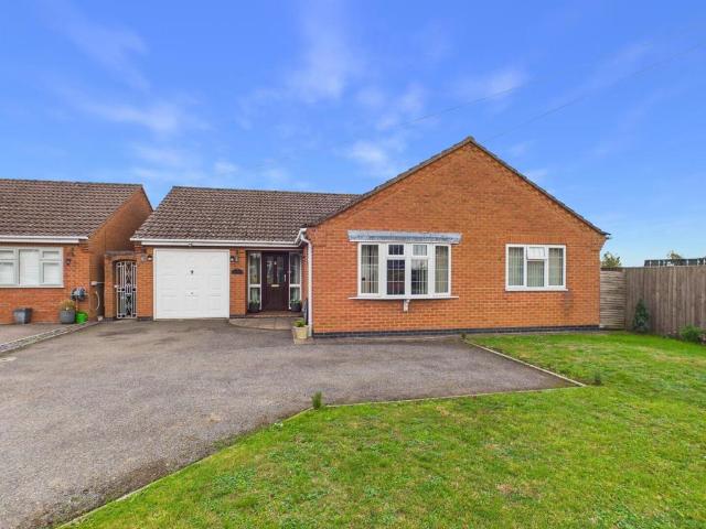 Bungalow for sale in Mareham le Fen, East Lindsey