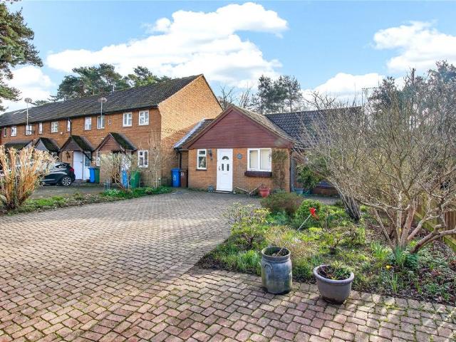 Bungalow for sale in Easthampstead, Bracknell