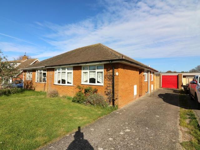 Bungalow for sale in Ash, Kent