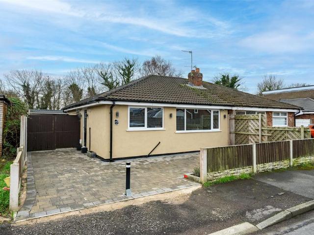 Bungalow for sale in North Meols, Roby Mill