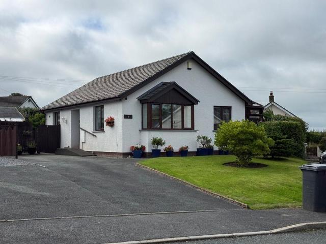 Bungalow for sale in Wales