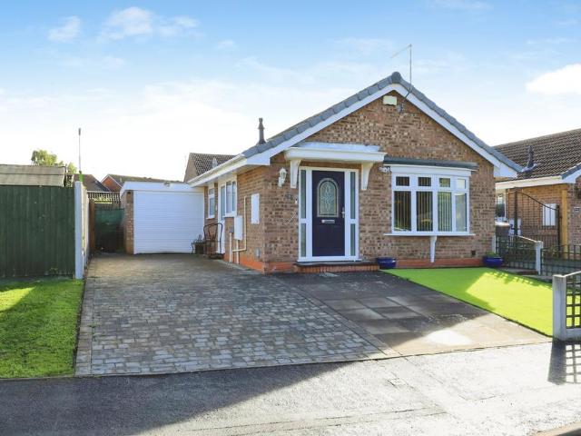 Bungalow for sale in Perton, South Staffordshire