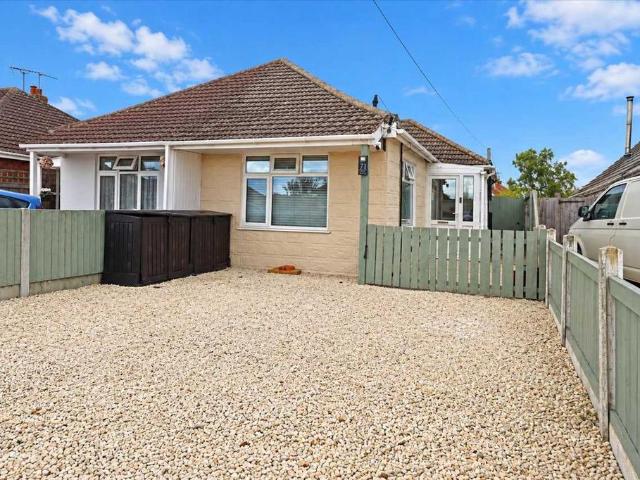 Bungalow for sale in Clacton-on-Sea, Tendring