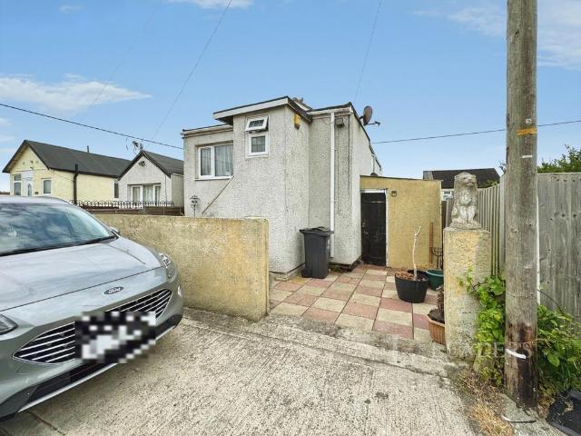 Bungalow for sale in Dale Hill, Essex
