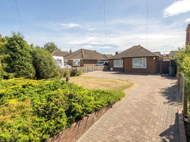 Bungalow for sale in Chalkwell, Oad Street