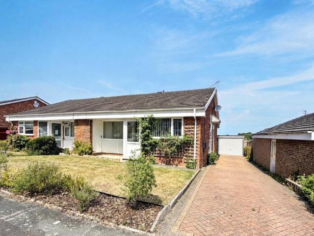 Bungalow for sale in Leighton Park, Westbury