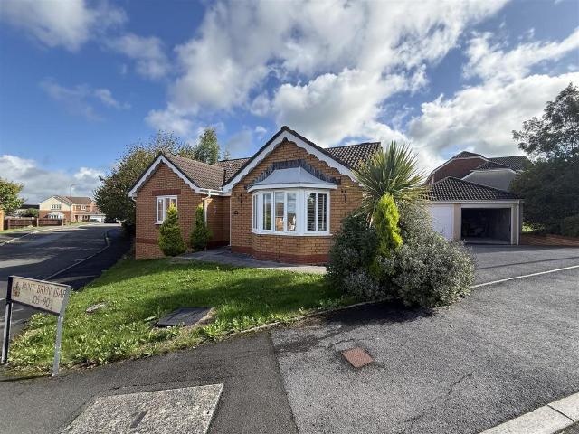 Bungalow for sale in Cwmcarnhywel, Dafen